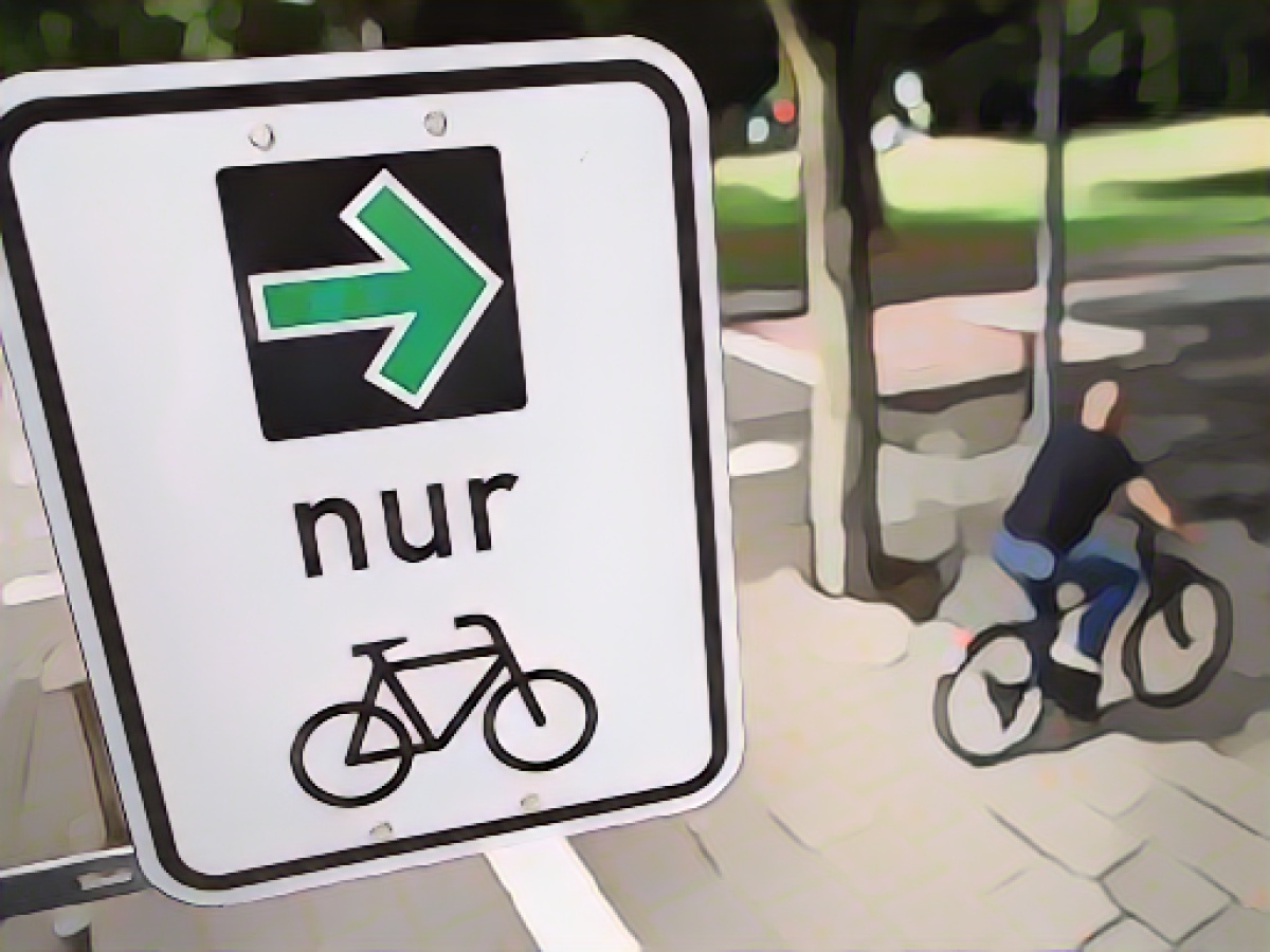 Hardly any green arrows for cyclists in Brandenburg