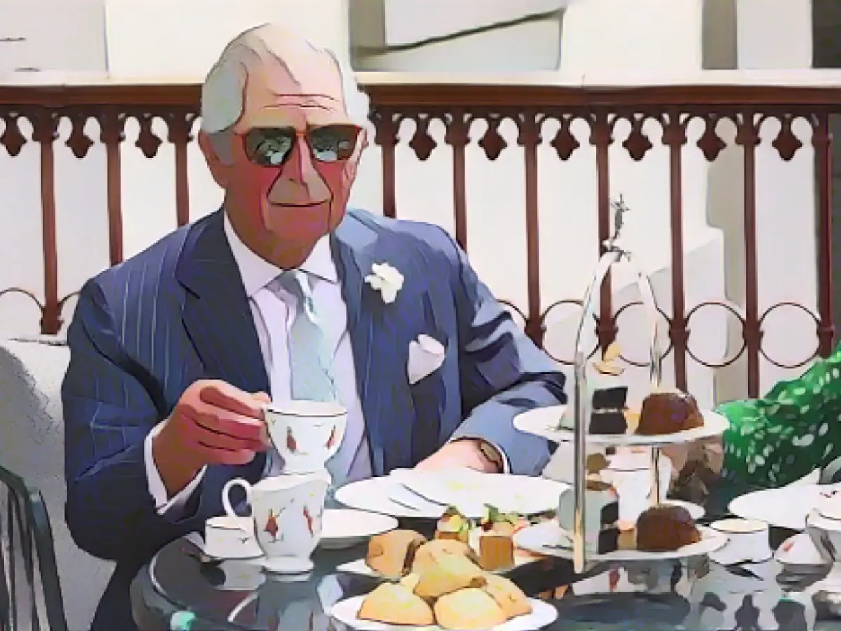 Gymnastics, honey toast and tea party!