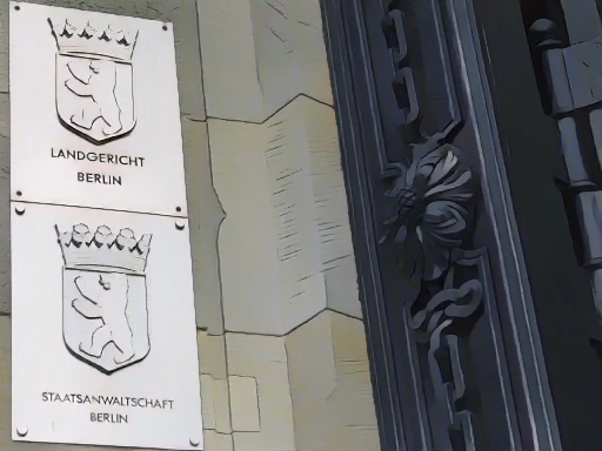 Money made with "junk real estate": indictment