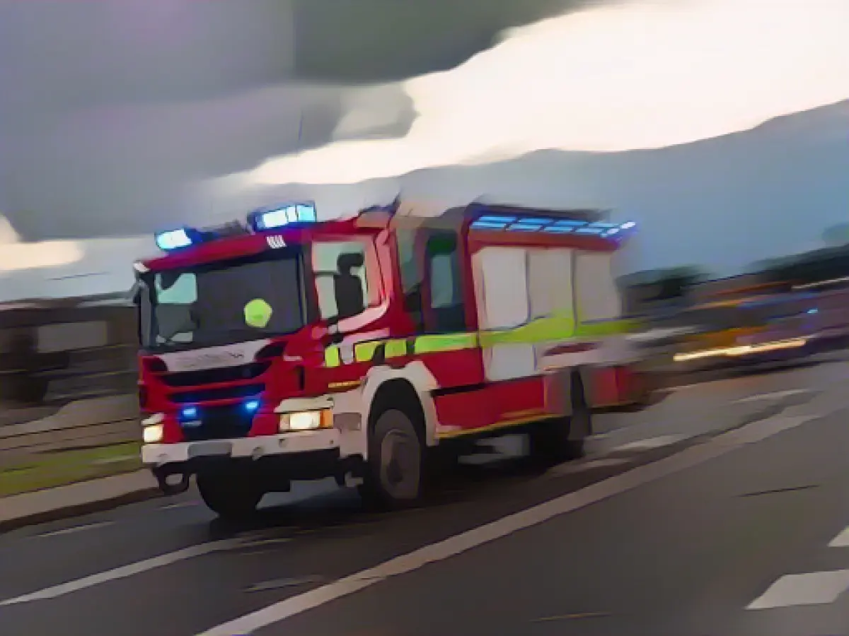 Apartment in apartment building burns out