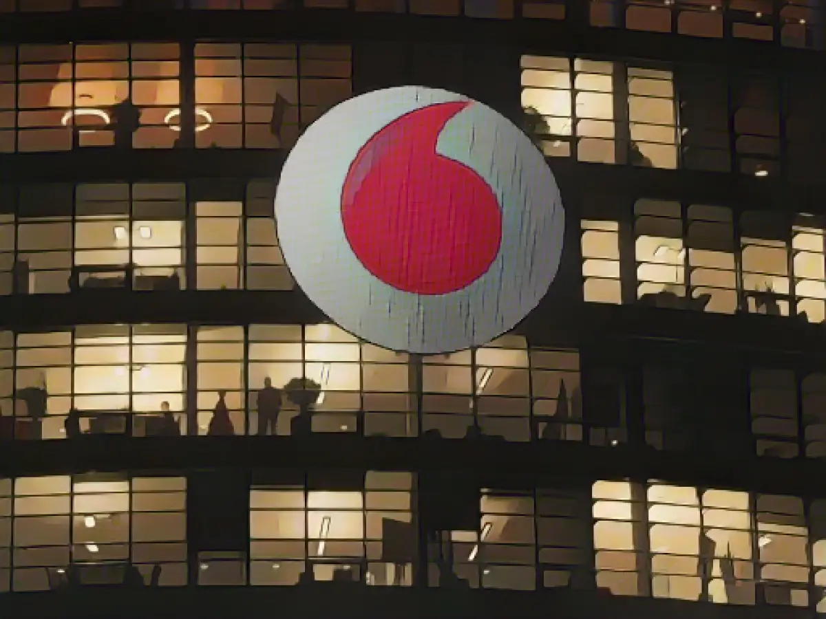 Vodafone gains customers - but competition clearly ahead