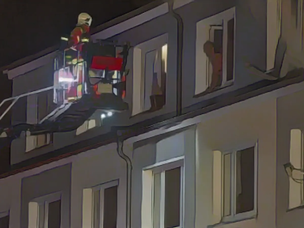 Drug farmer caught in house fire