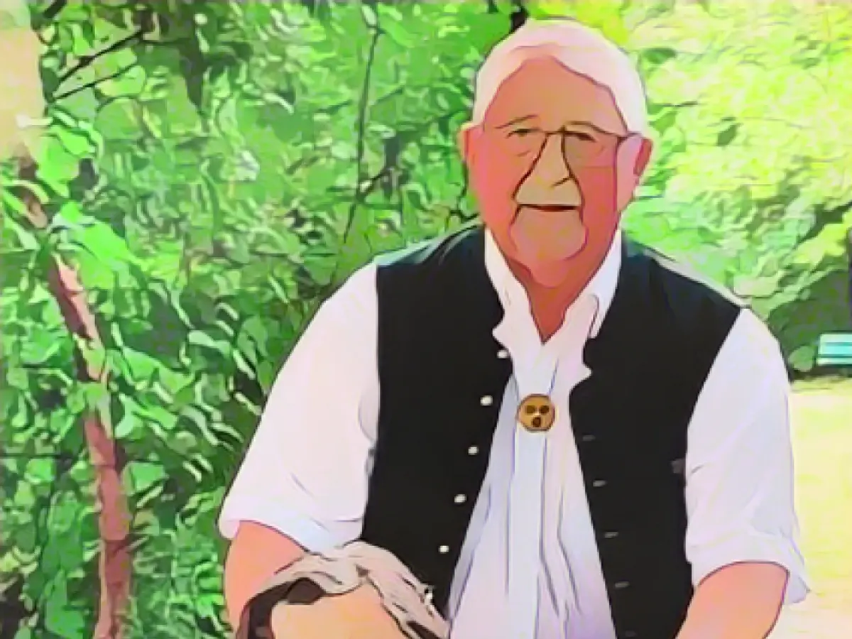 Pensioner Martin pushed to death