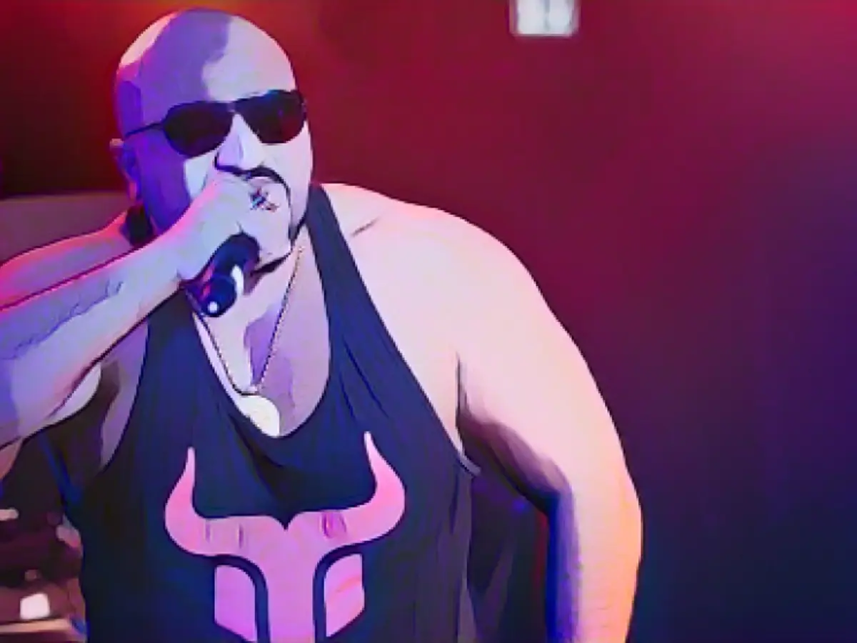 Why does the opera let someone like this on stage?