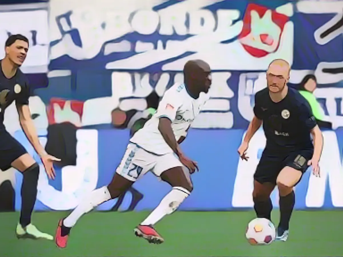 Amara Condé asks the mentality question at the FCM