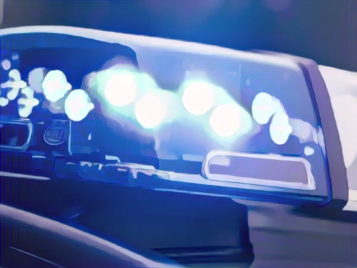 Police operation in apartment building after threat