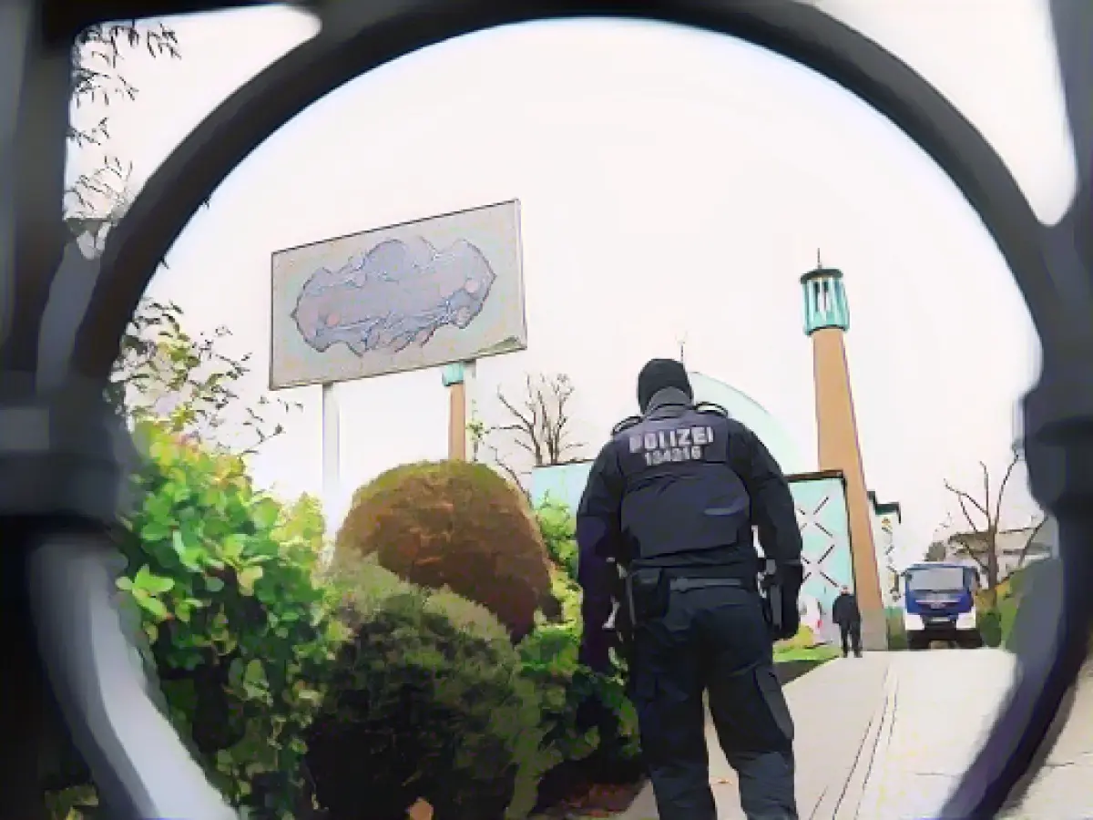 CDU welcomes raid at IZH: "Ban is finally making progress"