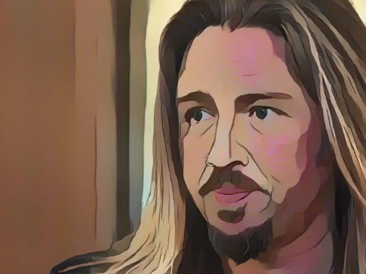 Expert: No evidence of calls in the hotel