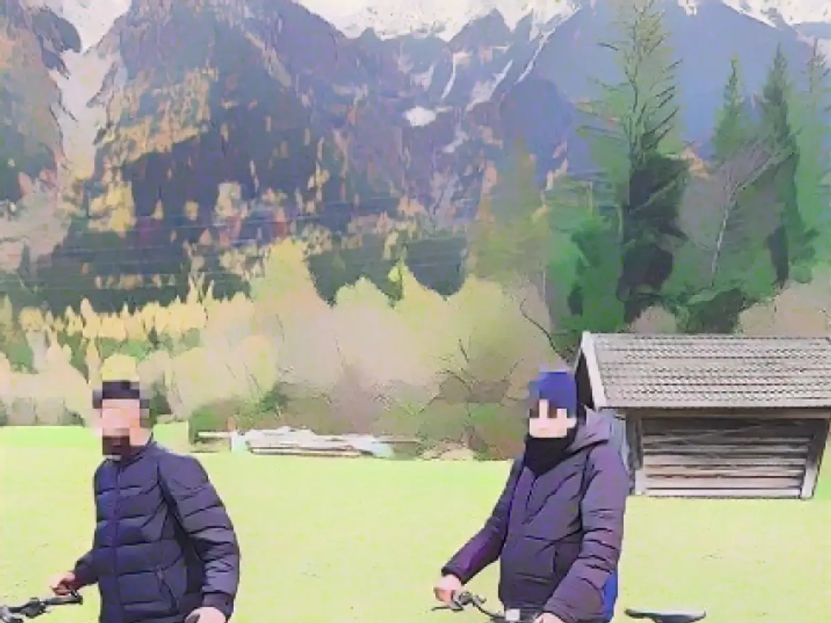 Moroccans wanted to enter the country by bike