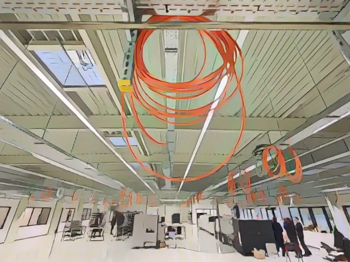 Railroad equipment supplier Funkwerk expands production