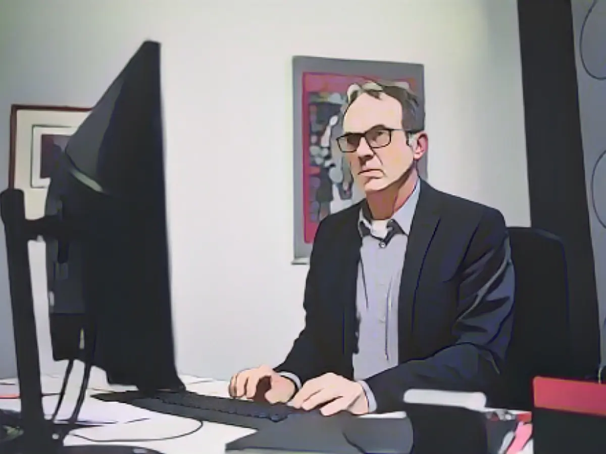 Mayor warns of collapse of youth welfare offices