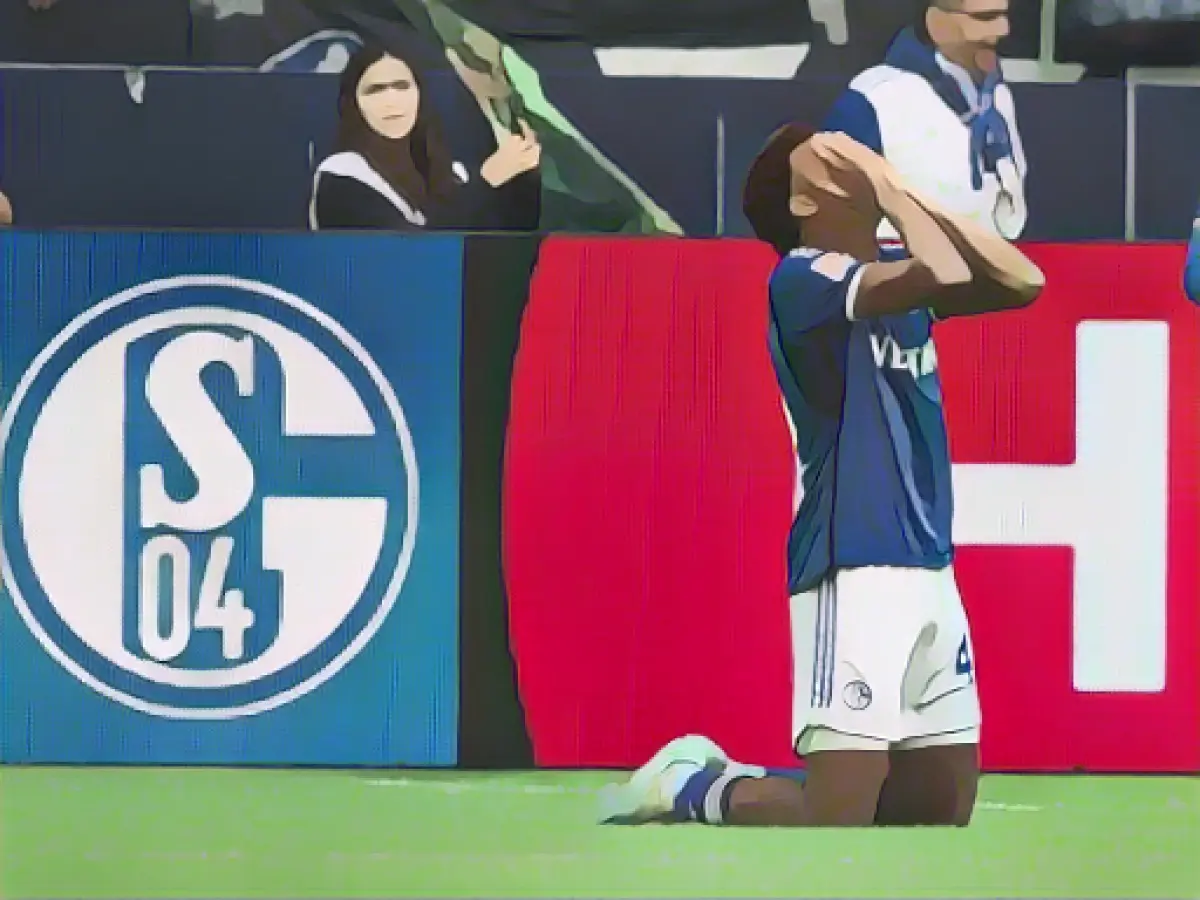 Early World Cup departure of Schalke talent Ouédraogo