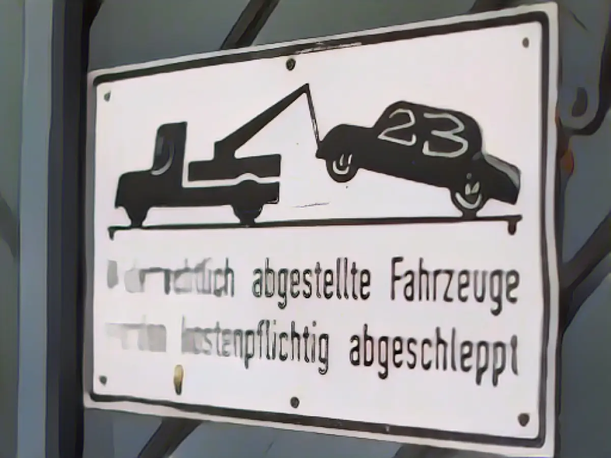 Ruling on the amount of parking fees for a towed car