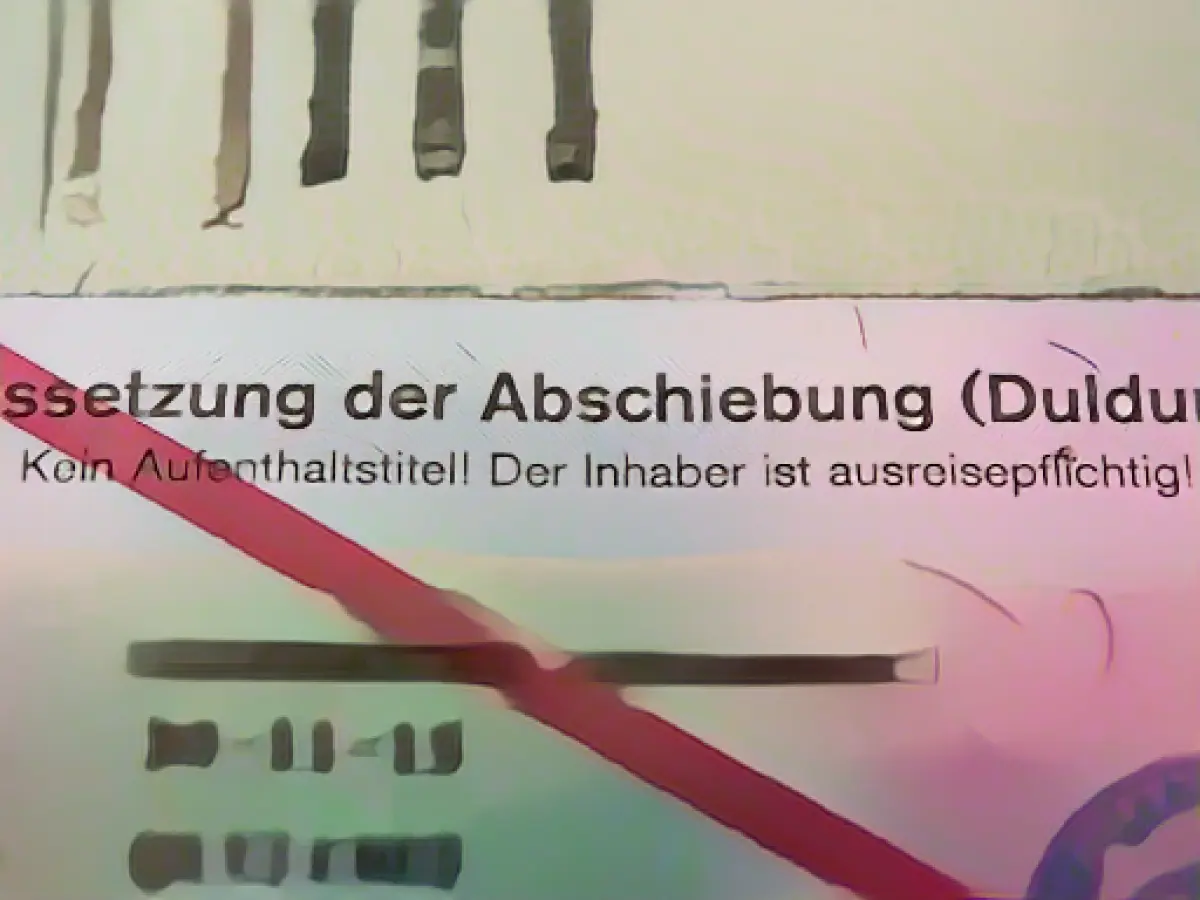 Minister plans first exit center: Greens have concerns