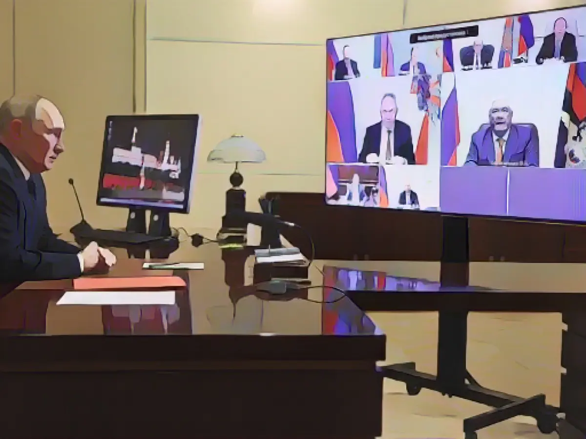 Putin takes part in virtual G20 summit on Wednesday