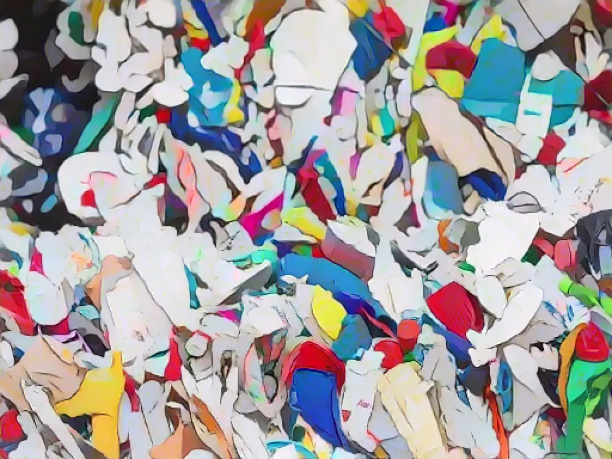 Plastic waste containment: talks bring little progress