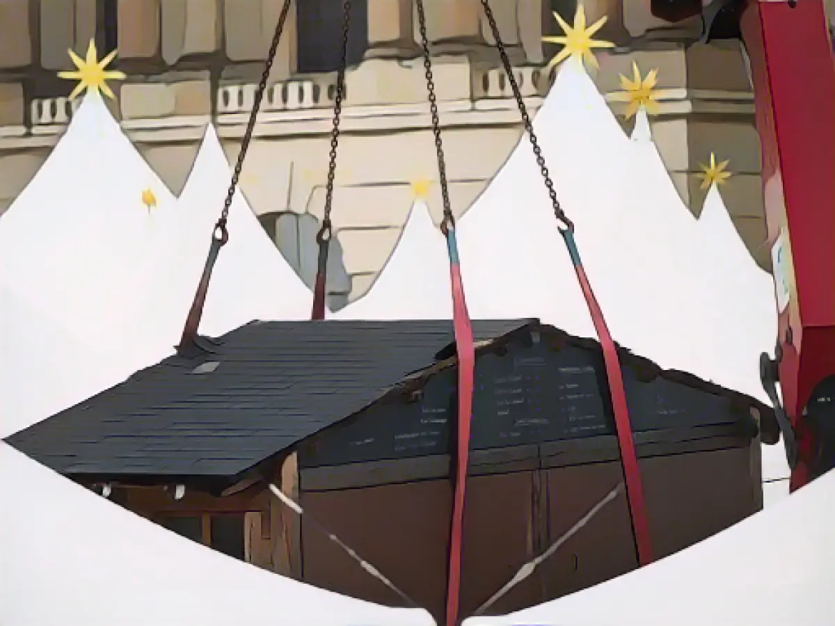 Set-up for Christmas markets in MV: Stralsund already started