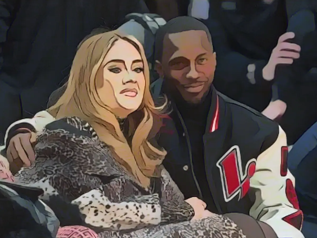 Adele secretly married