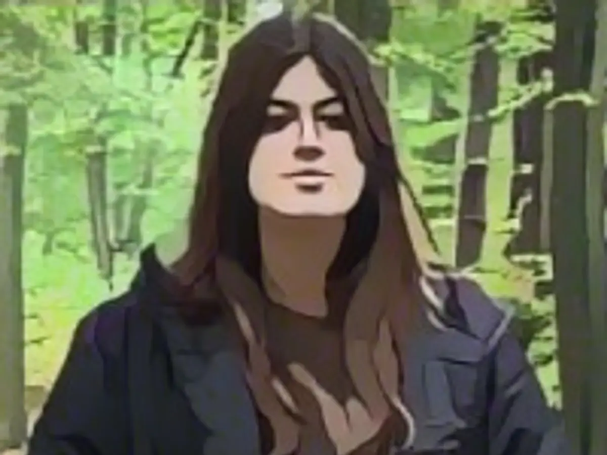 Helen (13), 1.90 m, missing!