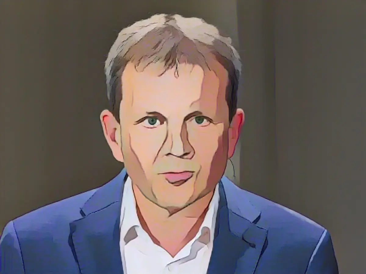 Mayor of Schwerin imposes budget freeze