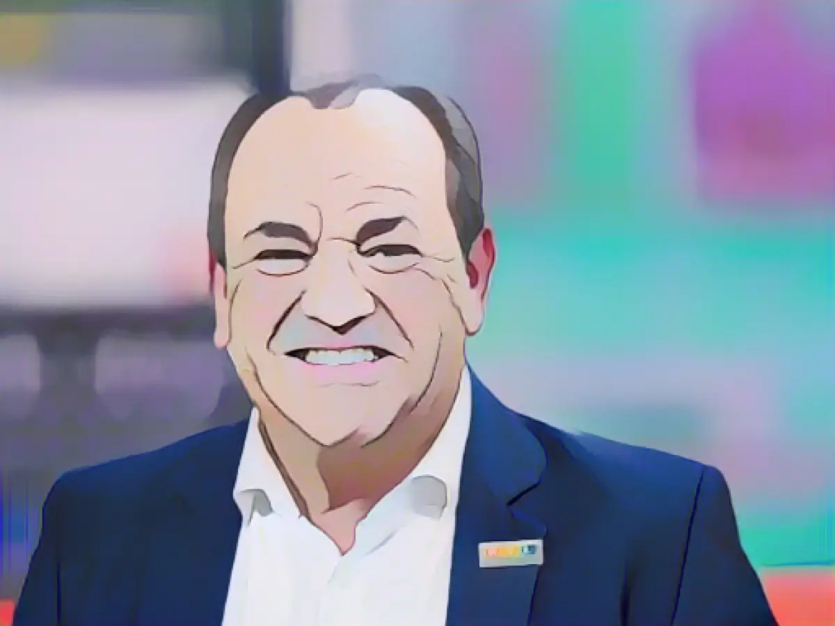 TV presenter Wolfram Kons honored with the Order of Kaiser Augustus