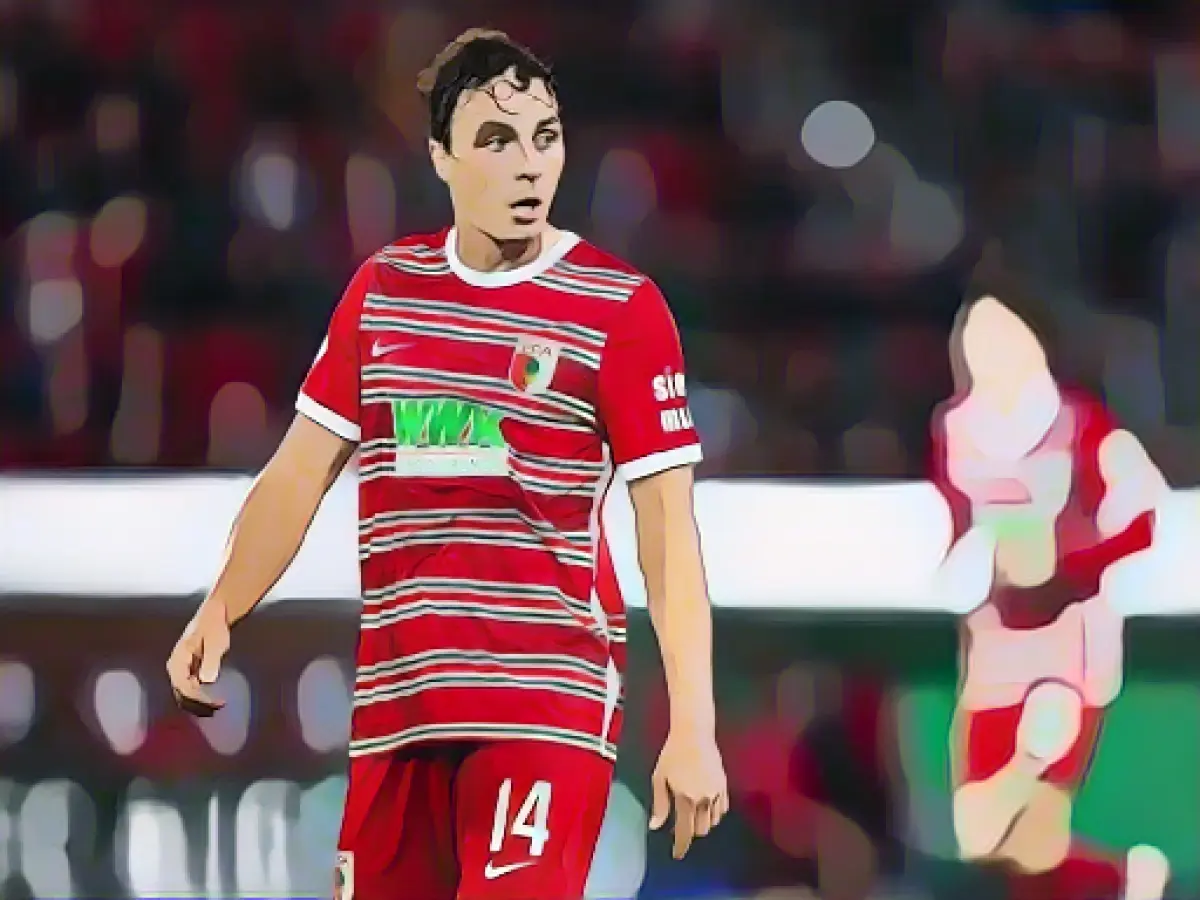 Ex-Augsburg player Baumgartlinger announces end of career