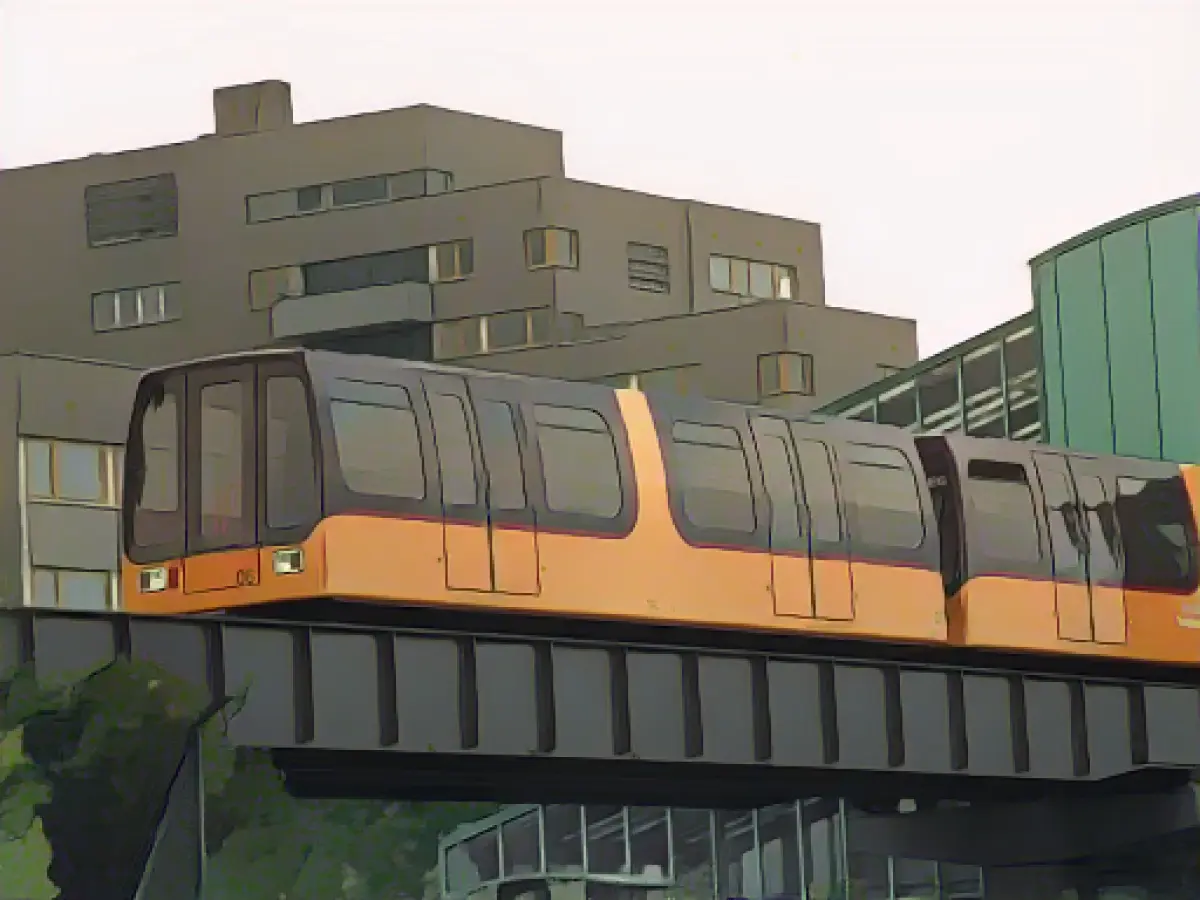 Maglev train a "sensible addition" according to Senator