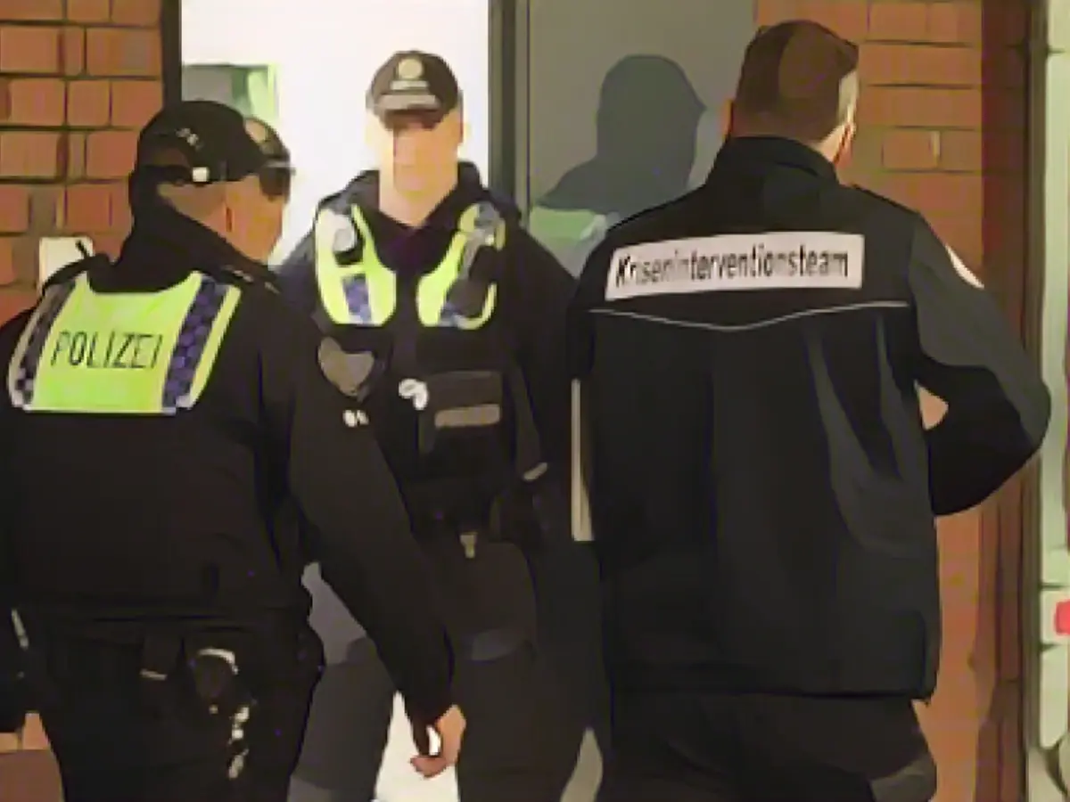 18-year-old kidnaps baby