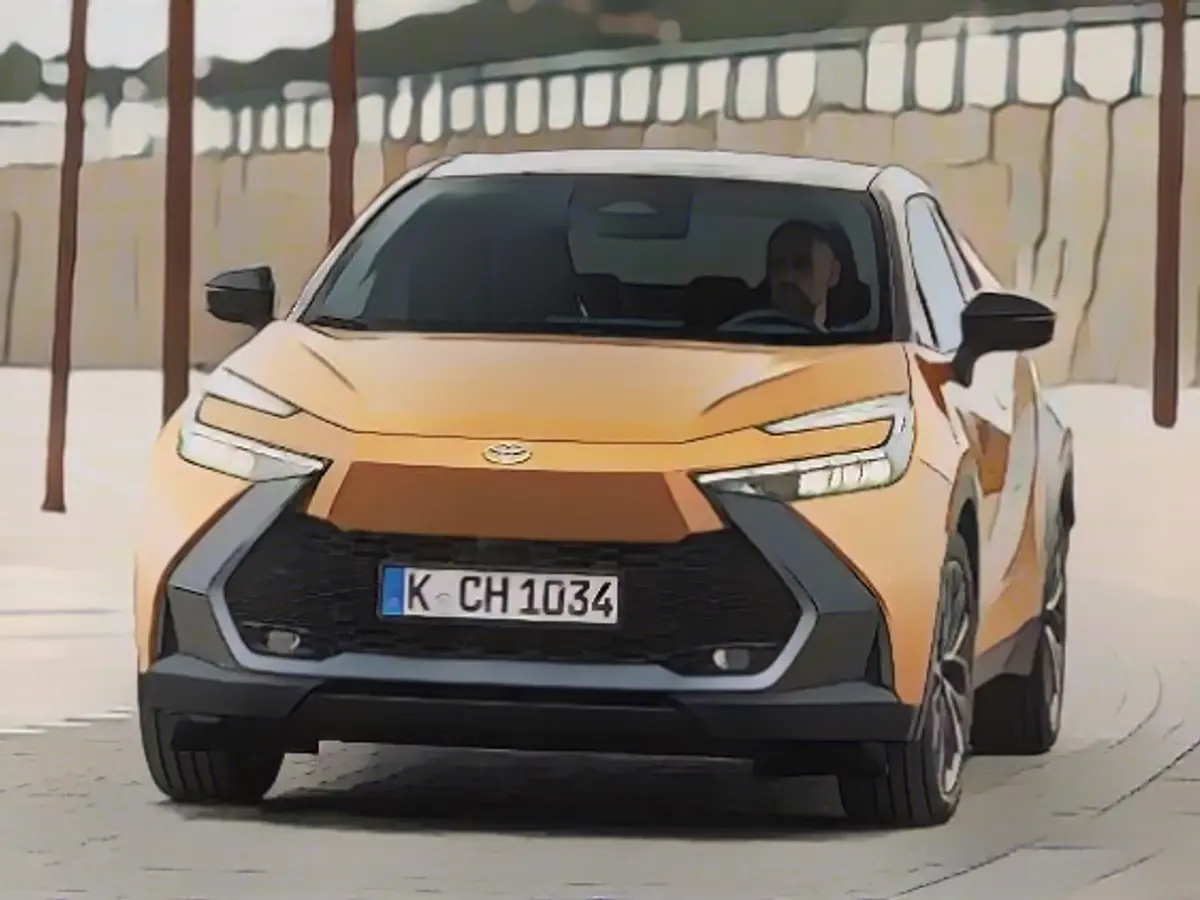 Toyota C-HR - the second generation is even more exalted