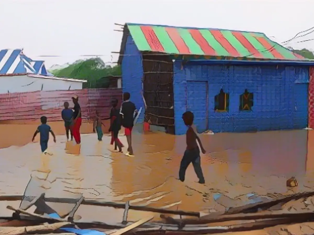 Death toll from severe flooding in Somalia rises to 50