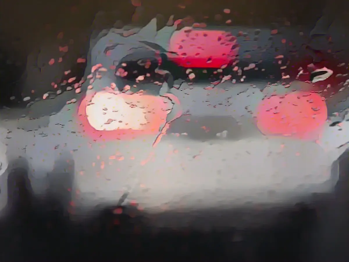 Changeable and slightly colder: icy conditions threaten during the night