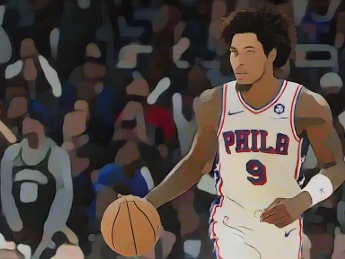 Did NBA star Oubre make up a car crash?