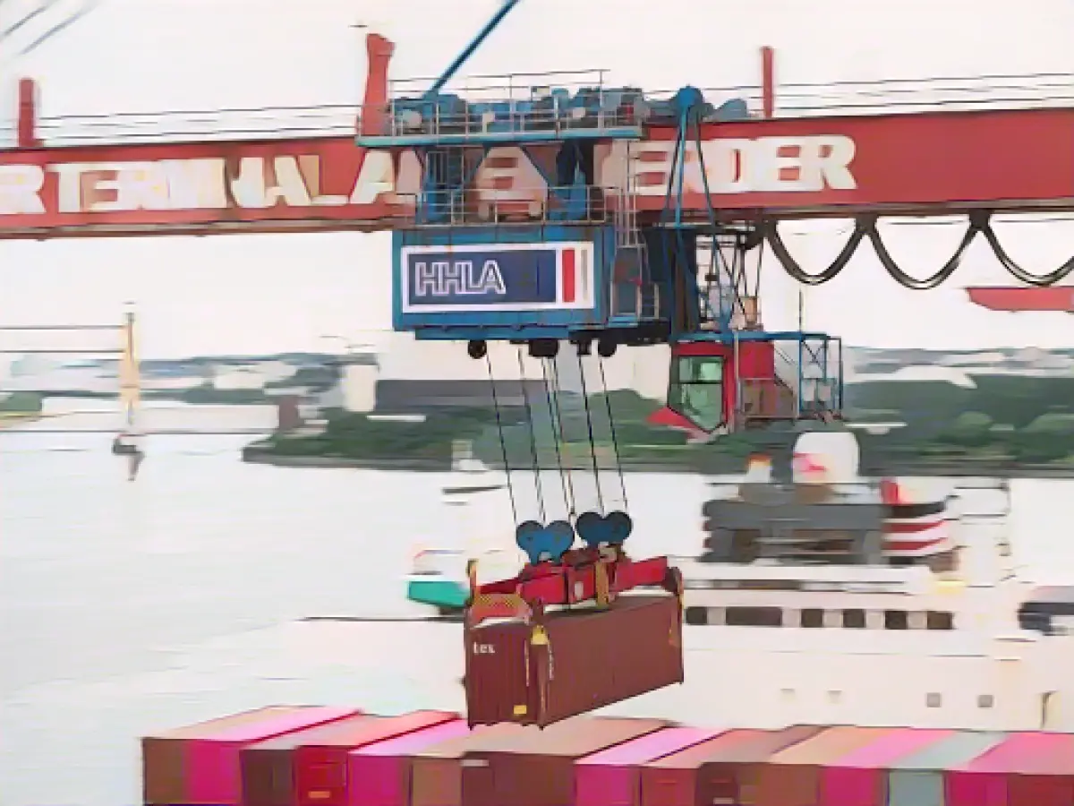 Hamburg and shipping company MSC on the home straight with HHLA plans