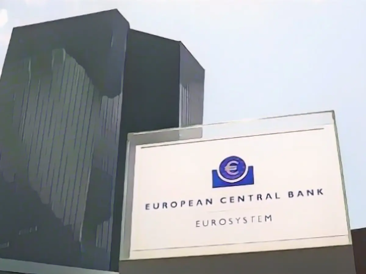 Stability of the financial system in the eurozone remains fragile