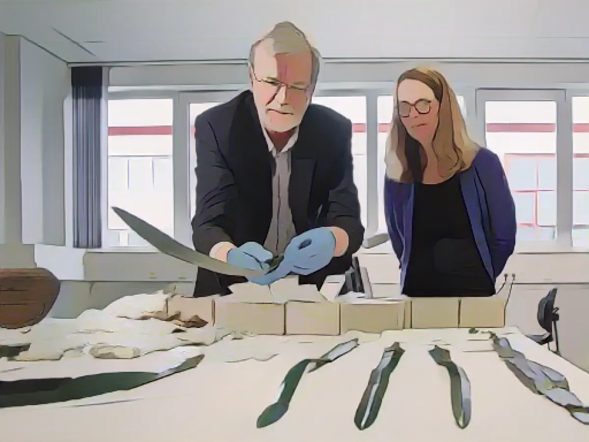 Large silver treasure with 6000 coins discovered on Rügen