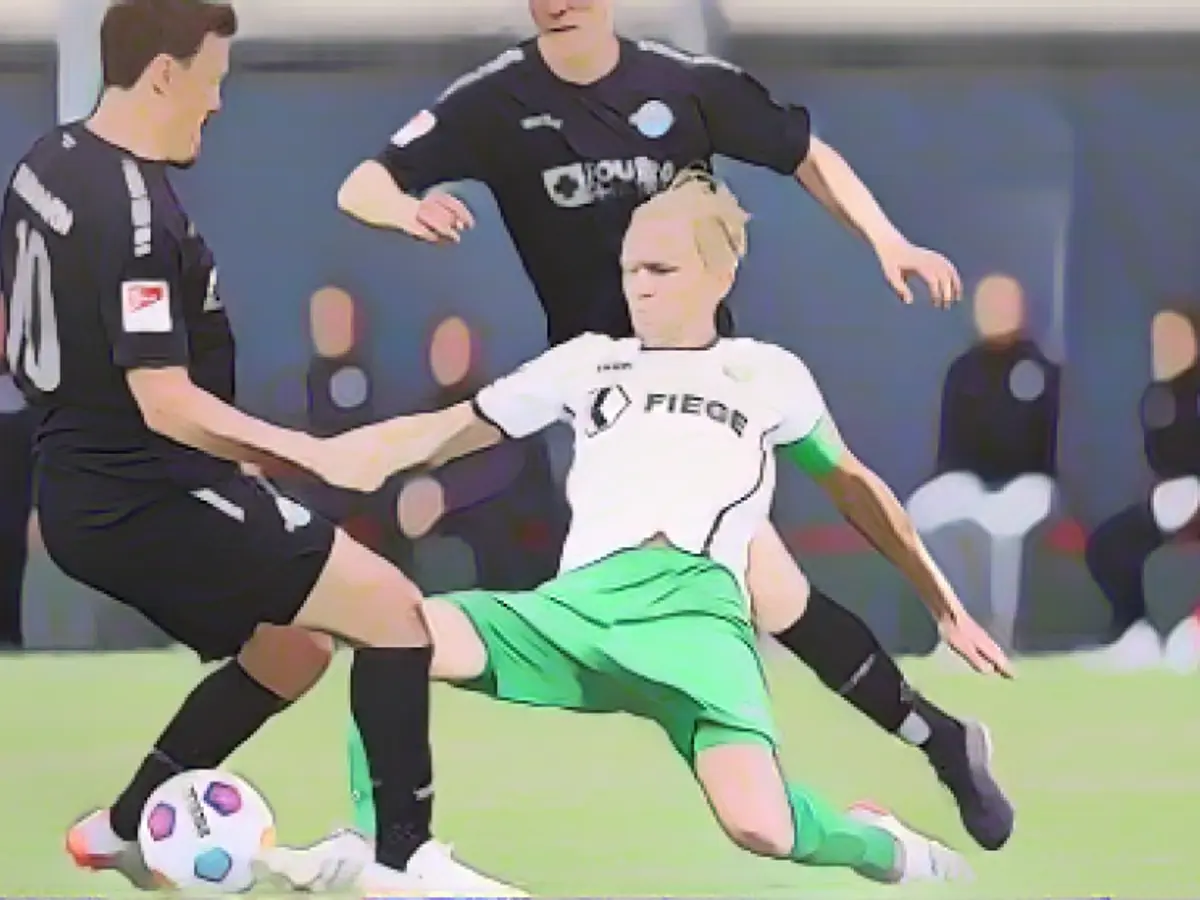 Grotesque mad comeback!