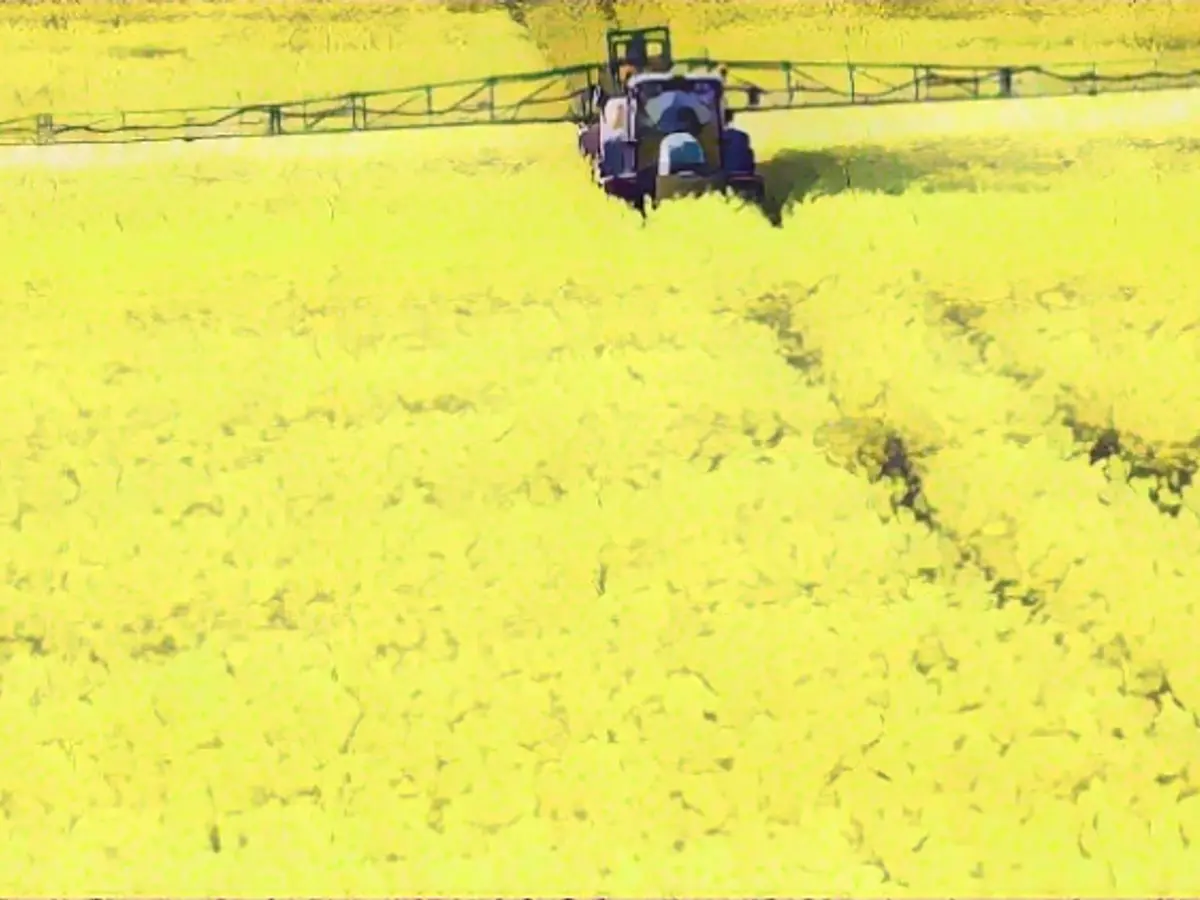 EU Parliament overturns law on limiting pesticides