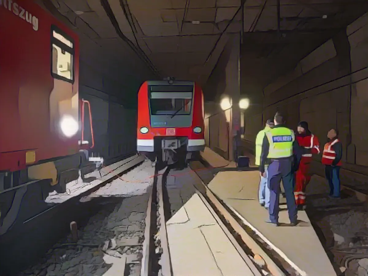 S-Bahn derailed in Munich - important railroad line closed