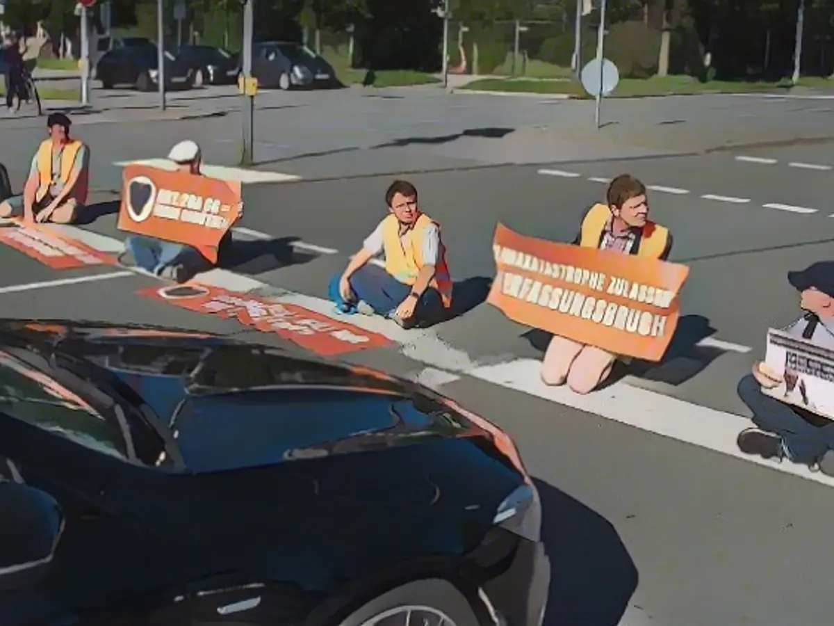 Court: Raids against Last Generation in Bavaria lawful