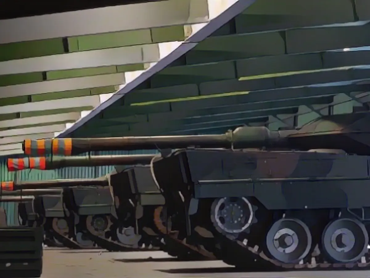 Bundeswehr retains special lockdown during budget freeze