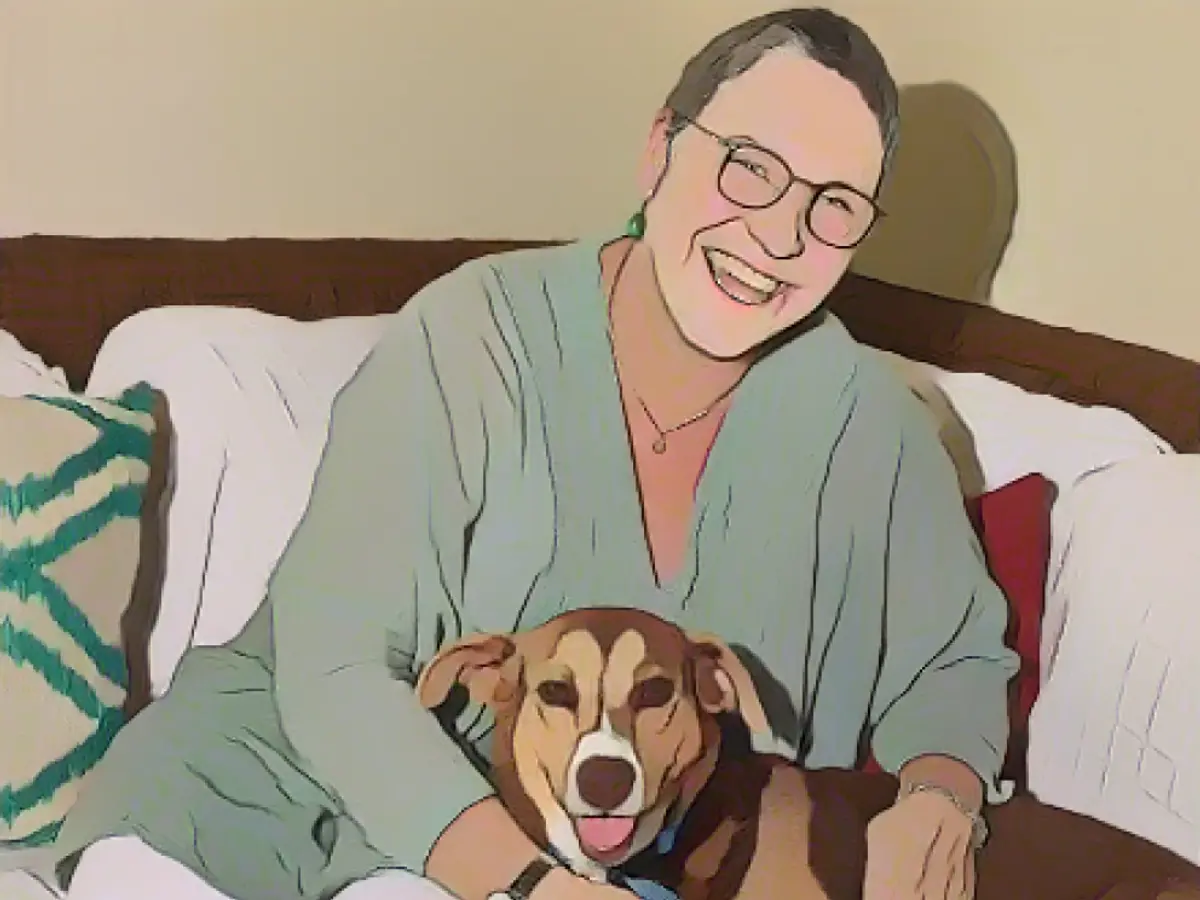 Her dead dog Hazel is now a yellow diamond