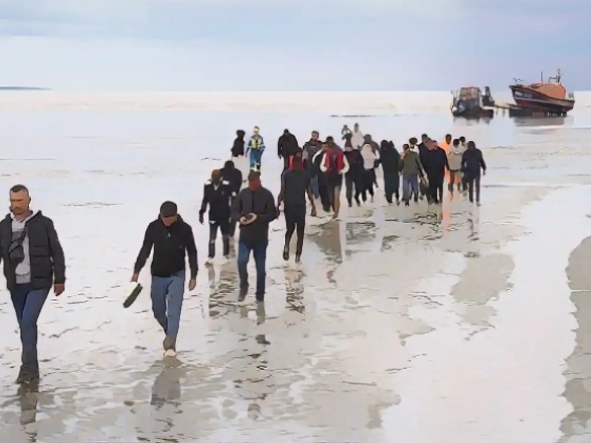 Immigration to the UK has risen to a record high