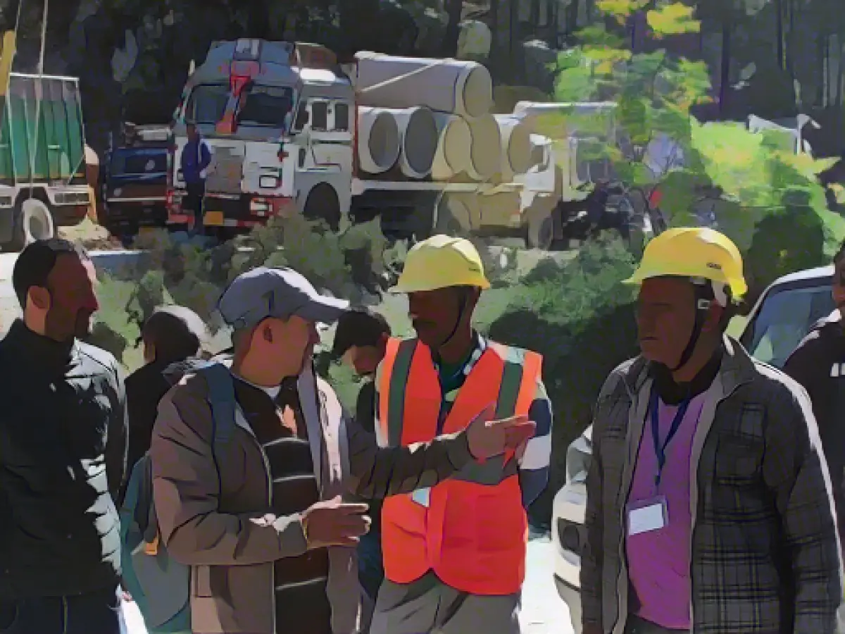 Tunnel drama in India: boring machine keeps breaking down