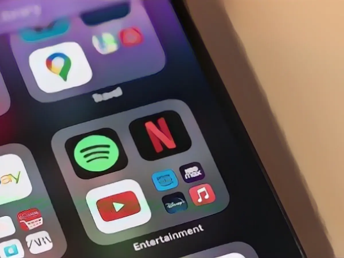 Price increase clauses for Netflix and Spotify invalid