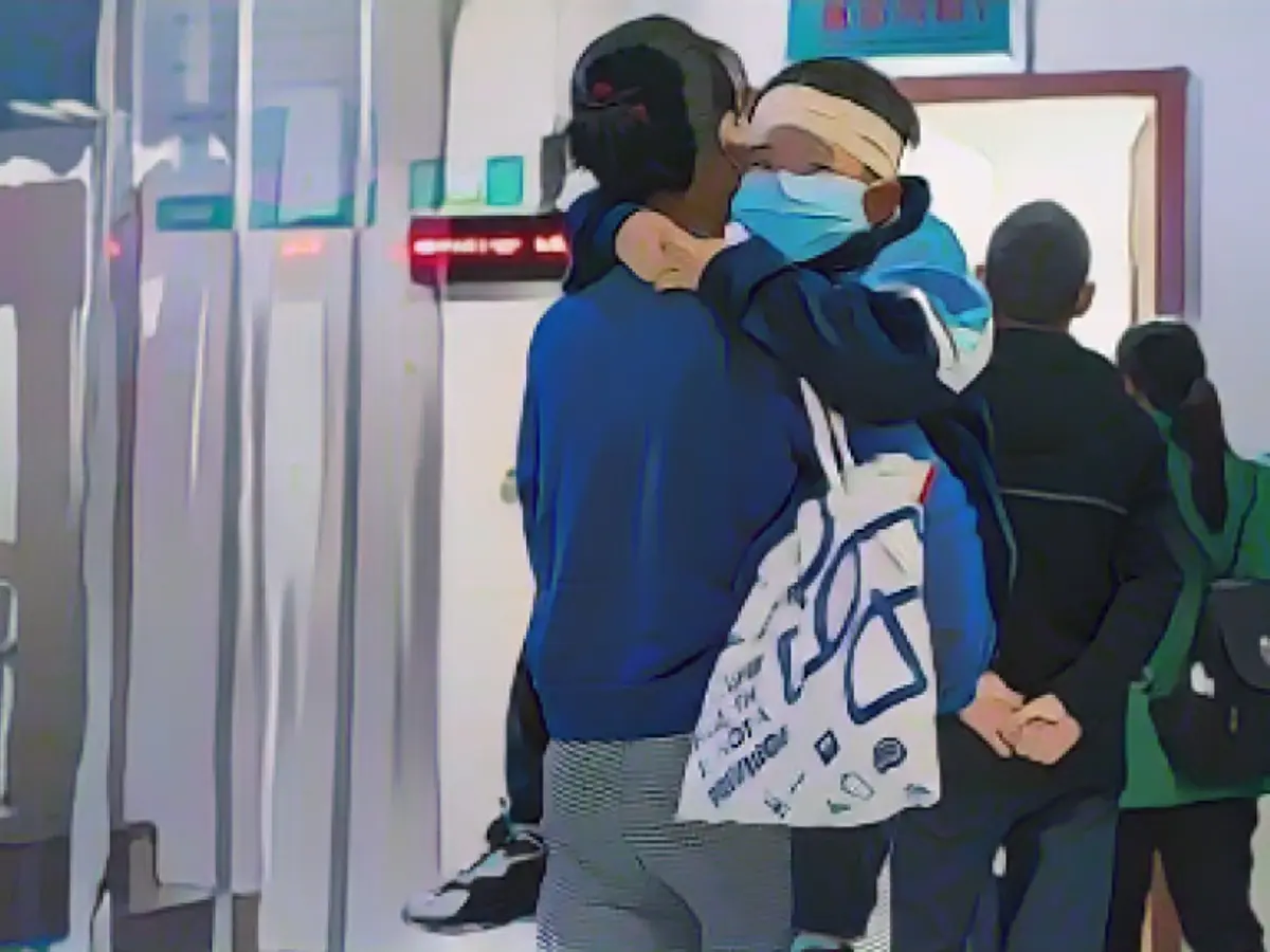 Independent platform faster than WHO