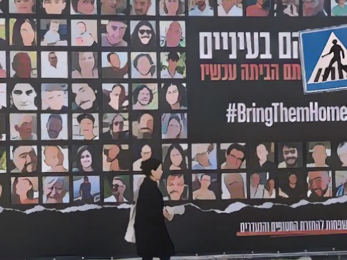 First group of Hamas hostages released