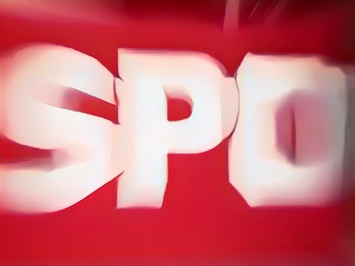 SPD calls for greater collective bargaining coverage in NRW