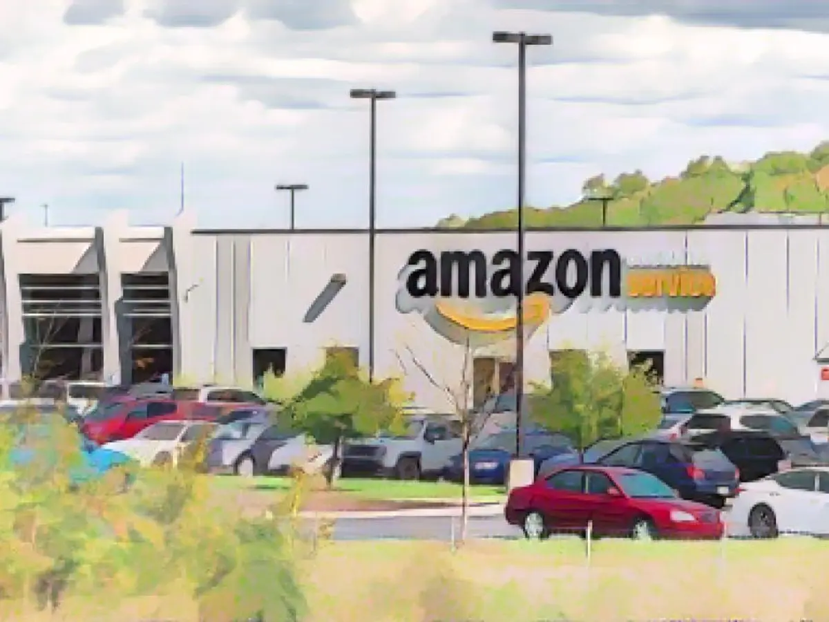 How to contact Amazon customer service on Black Friday