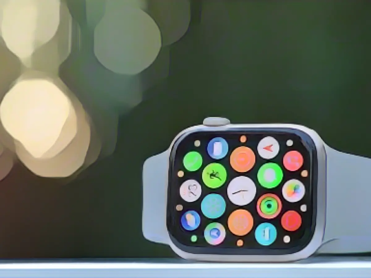 Apple Watch tops sales on Black Friday