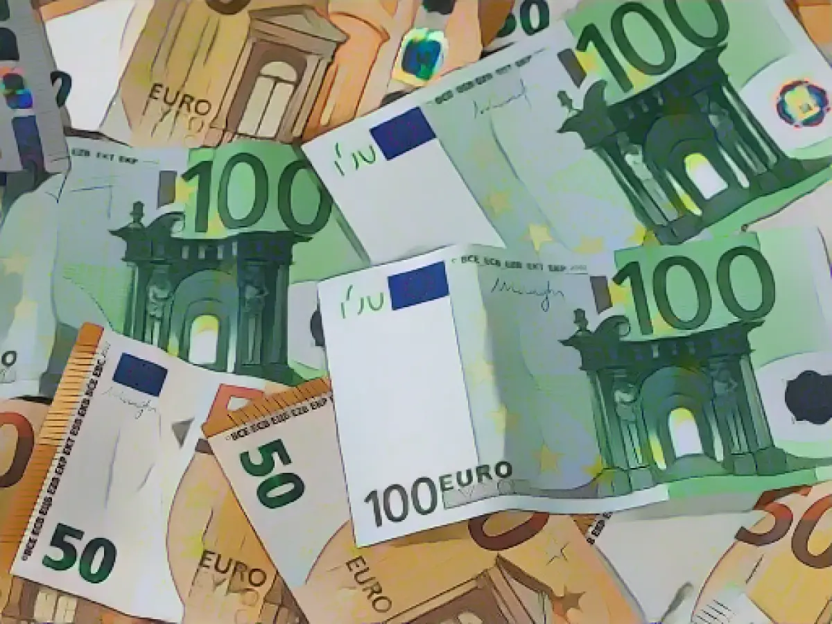 Budget worries in districts and municipalities